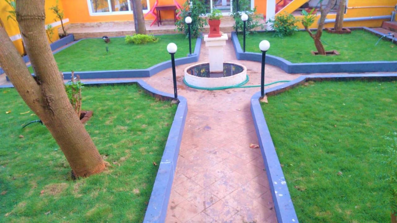 Chan Maison @ Lakshmi Gardens Пондичерри Экстерьер фото